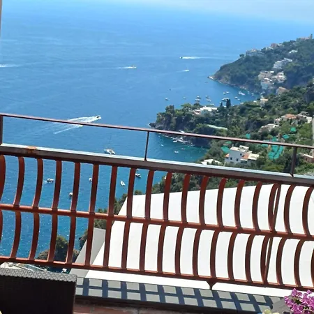 Demetra Apartamento *